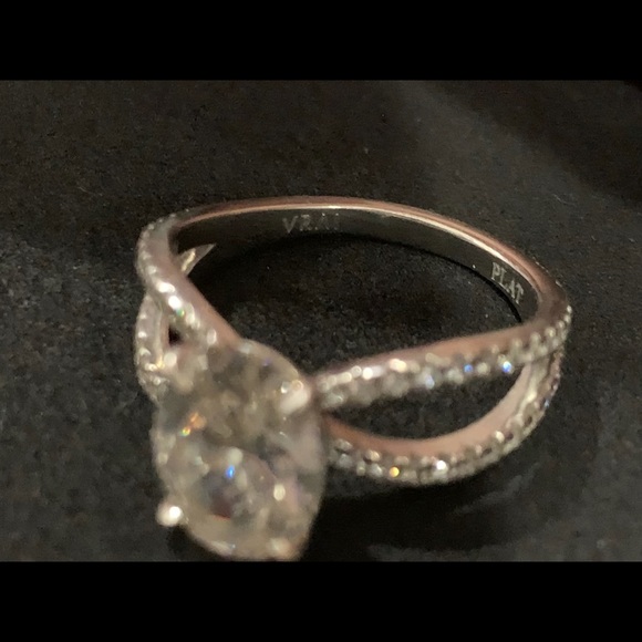 Vrai 2.14 Platinum Engagement Ring size 7 - Picture 13 of 13